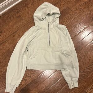 Mint green Lulu lemon scuba